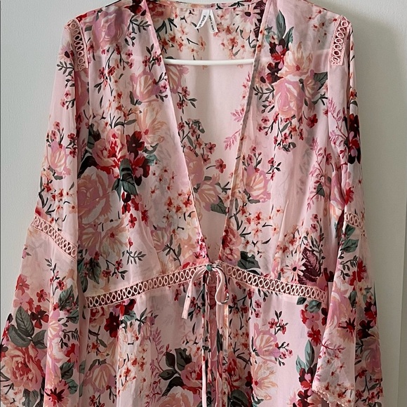 Live 4 Truth Floral Beach Tunic - Picture 1 of 5